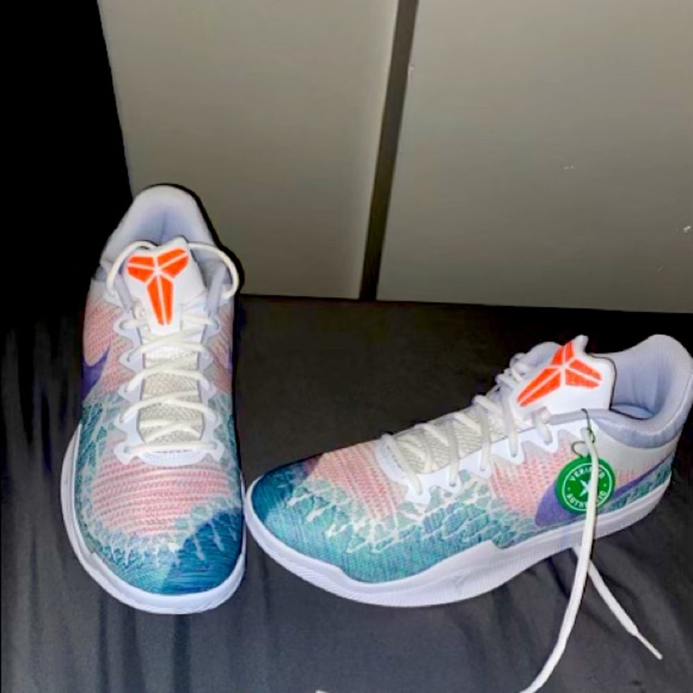 Never worn Mamba Rage Kobe’s